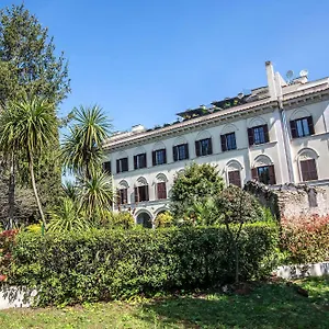 https://delle-civette.it-romehotels.com